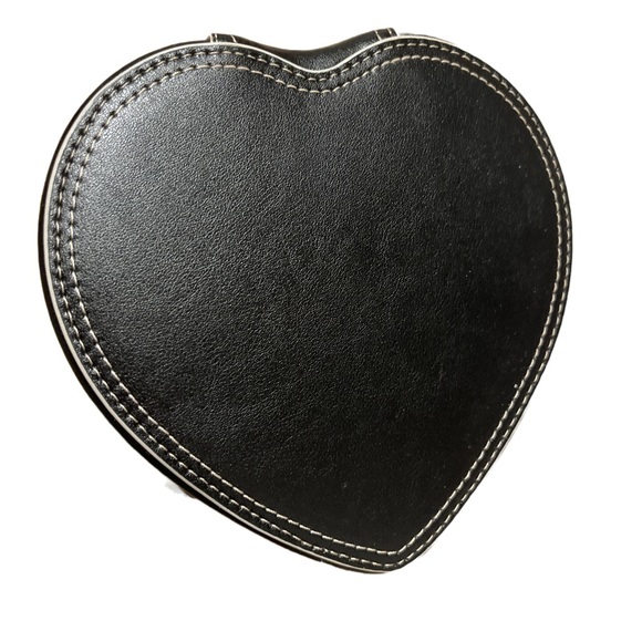 Marge Sherwood Black Medium Heart Bag - Picture 7 of 8
